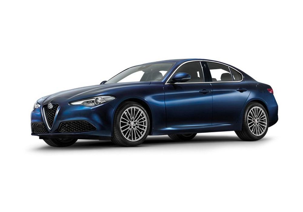 Alfa Romeo Giulia (2016) in Metallic Blue