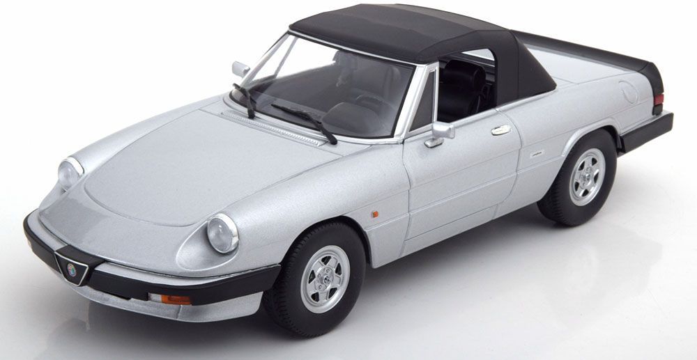 Alfa Romeo Spider Series II (1986) in Silver