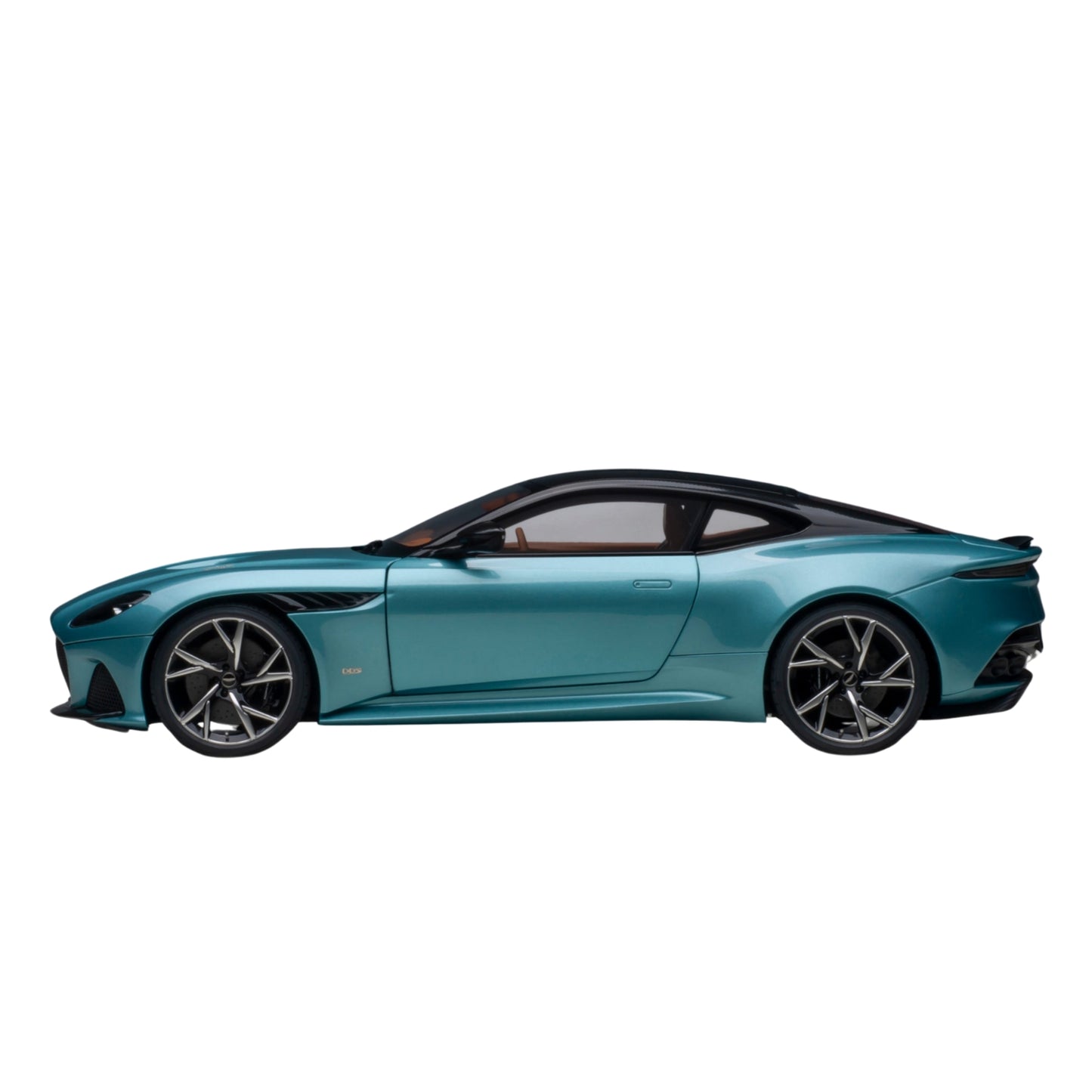 Aston Martin (DBS Superleggera 2019)