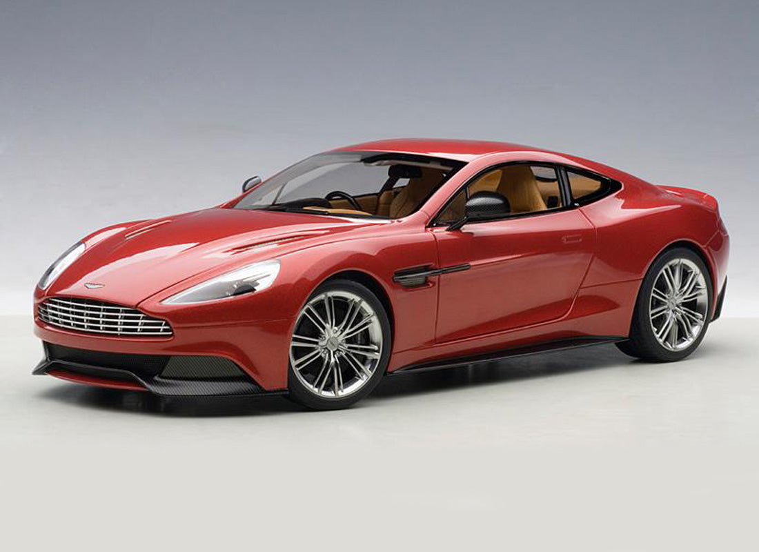 Aston Martin Vanquish (2015) in Volcano Red