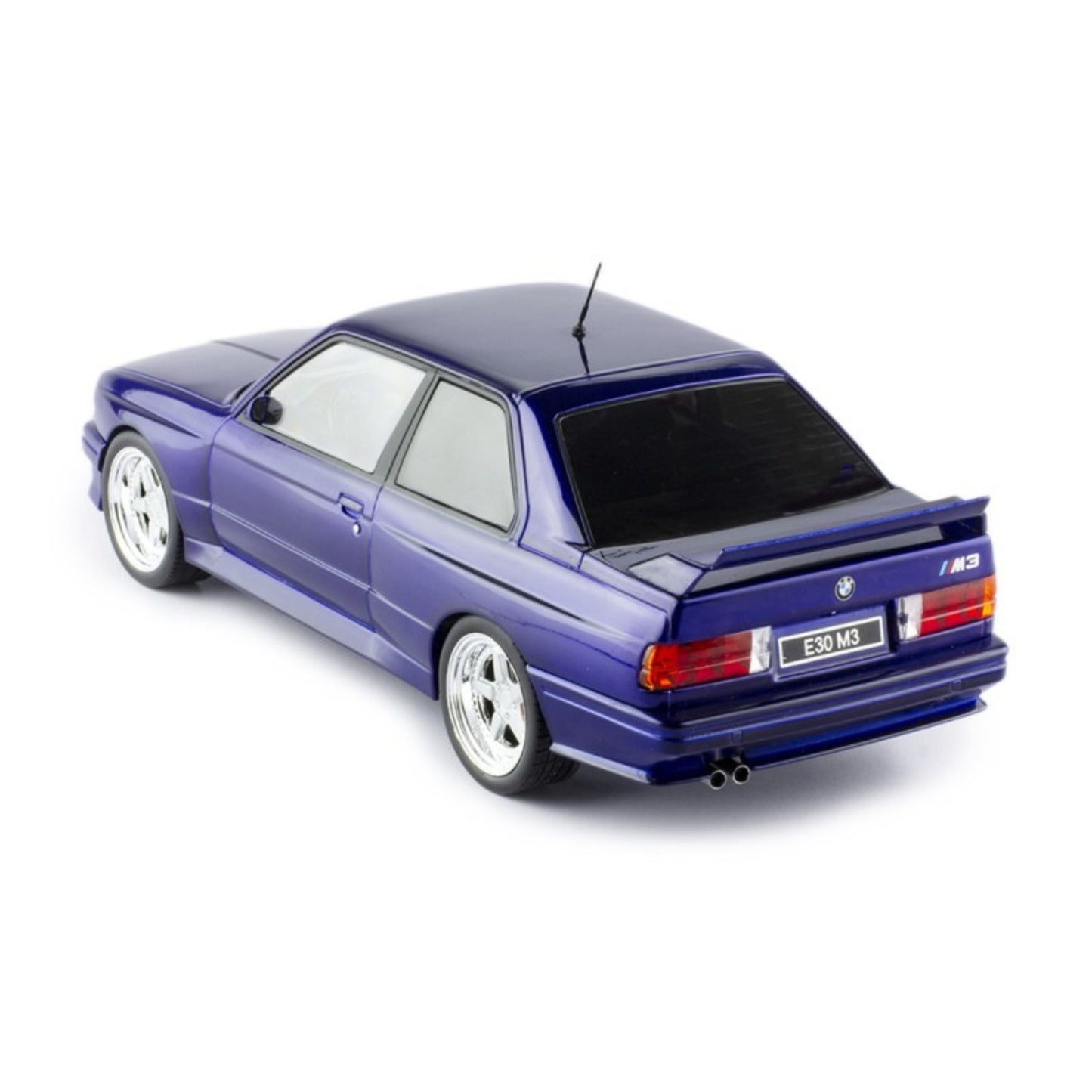 BMW E30 M3 (1989) in Metallic Dark Blue