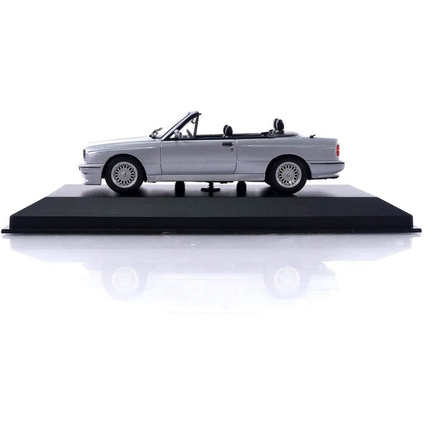 BMW M3 Cabriolet (1988) in Metallic Silver