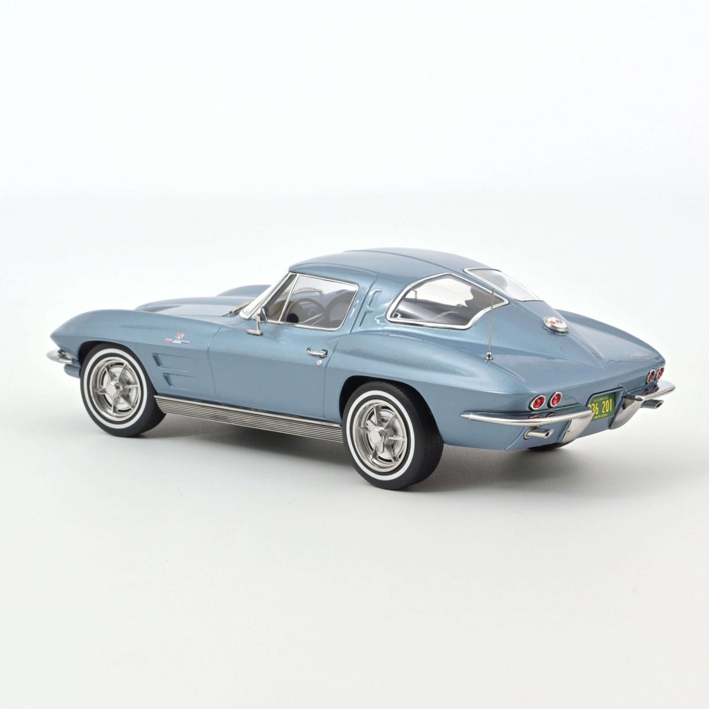 Chevrolet Corvette Sting Ray (1963) in Light Blue