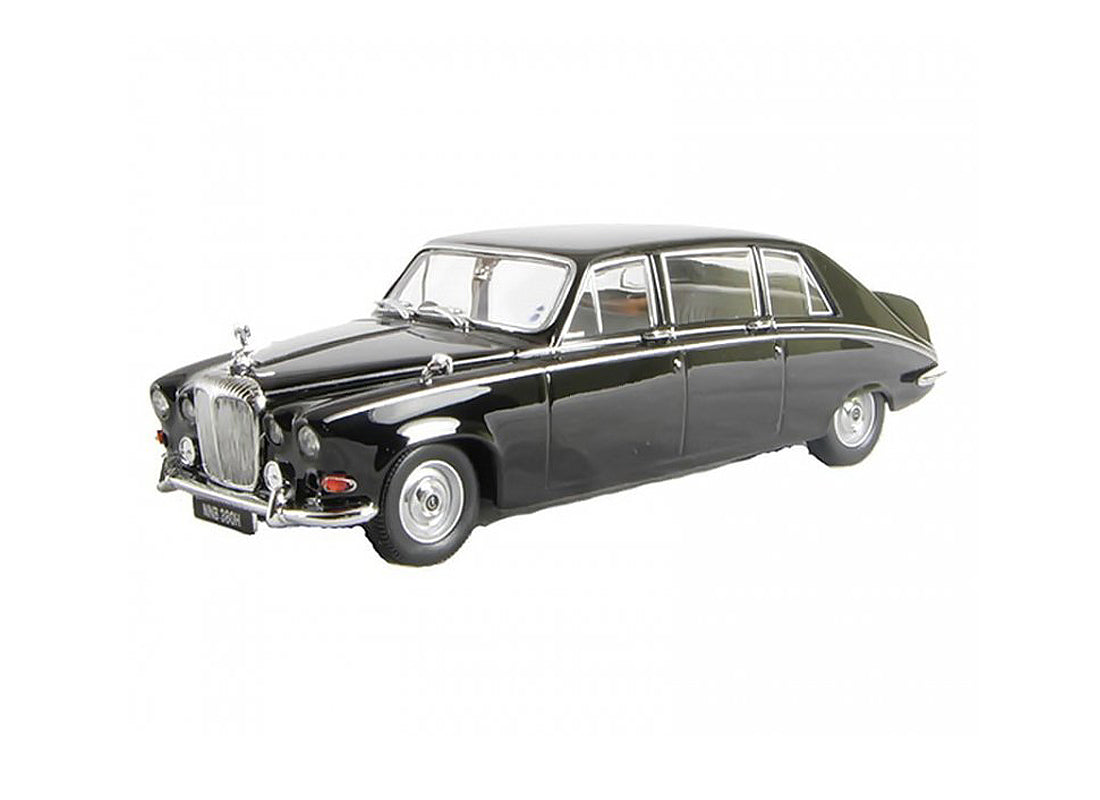 Daimler DS420 Limousine in Black