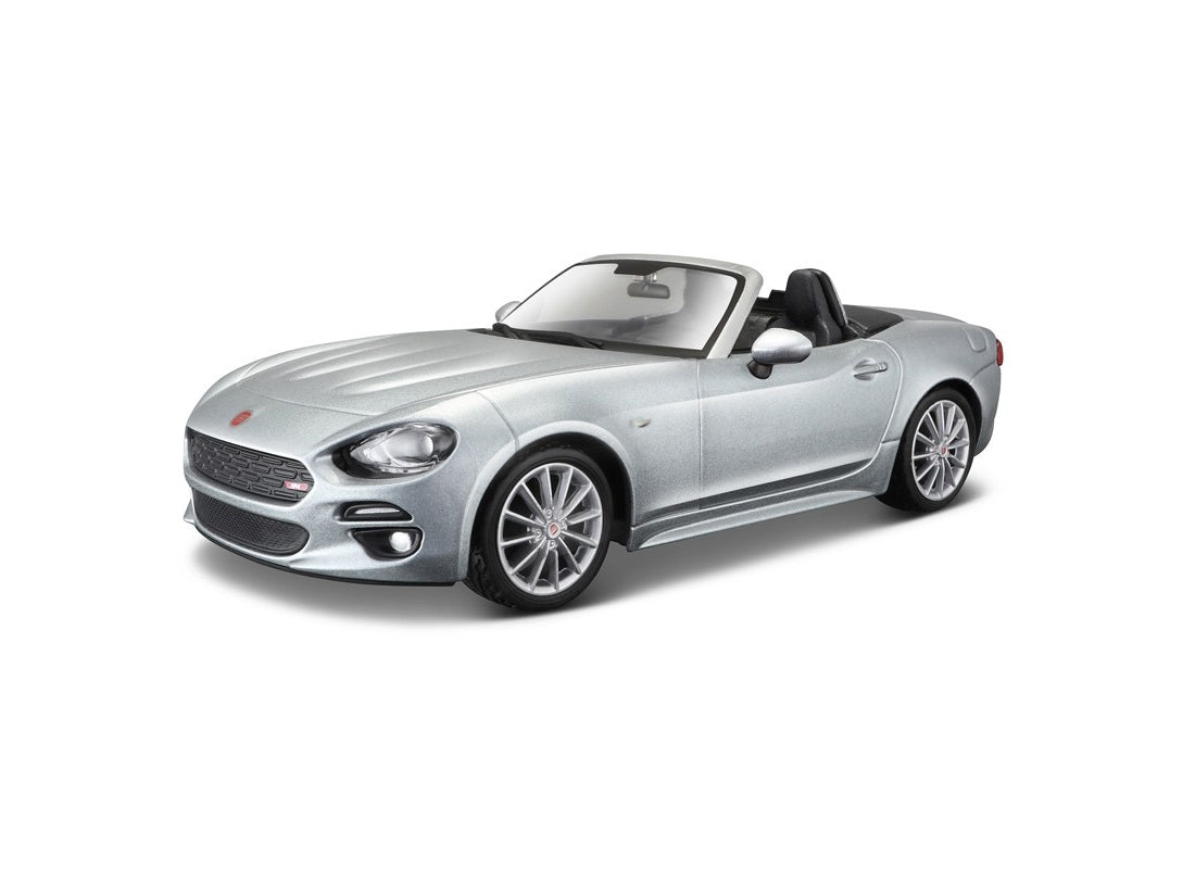Fiat 124 Spider in Silver