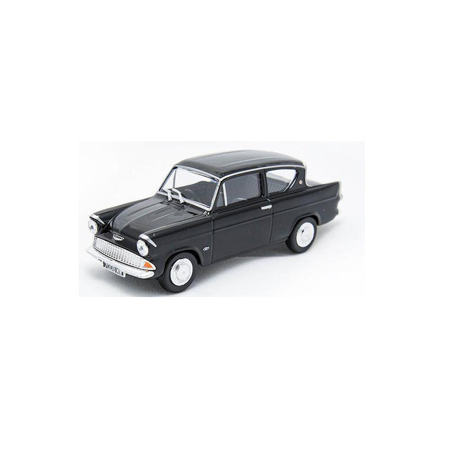 Ford Anglia 105E in Monaco Black
