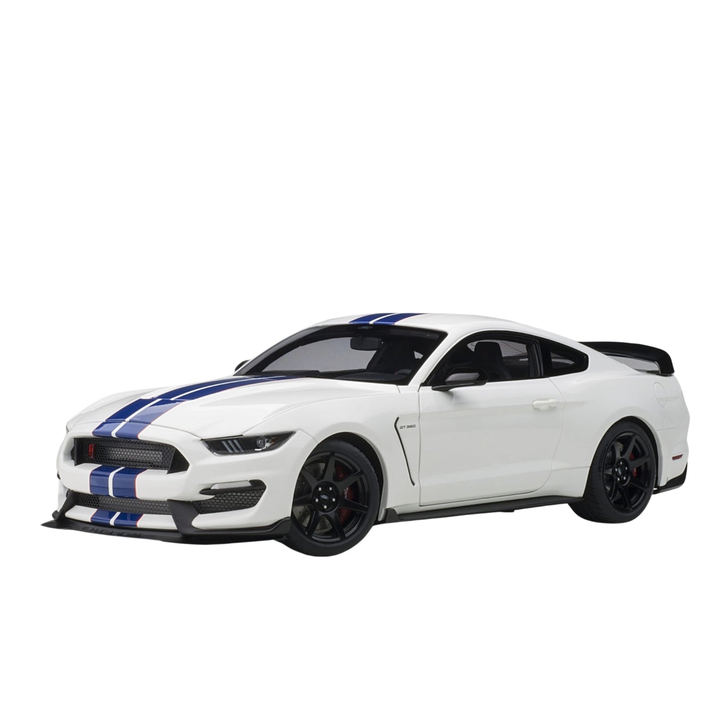 Ford Mustang Shelby GT350R in Oxford White