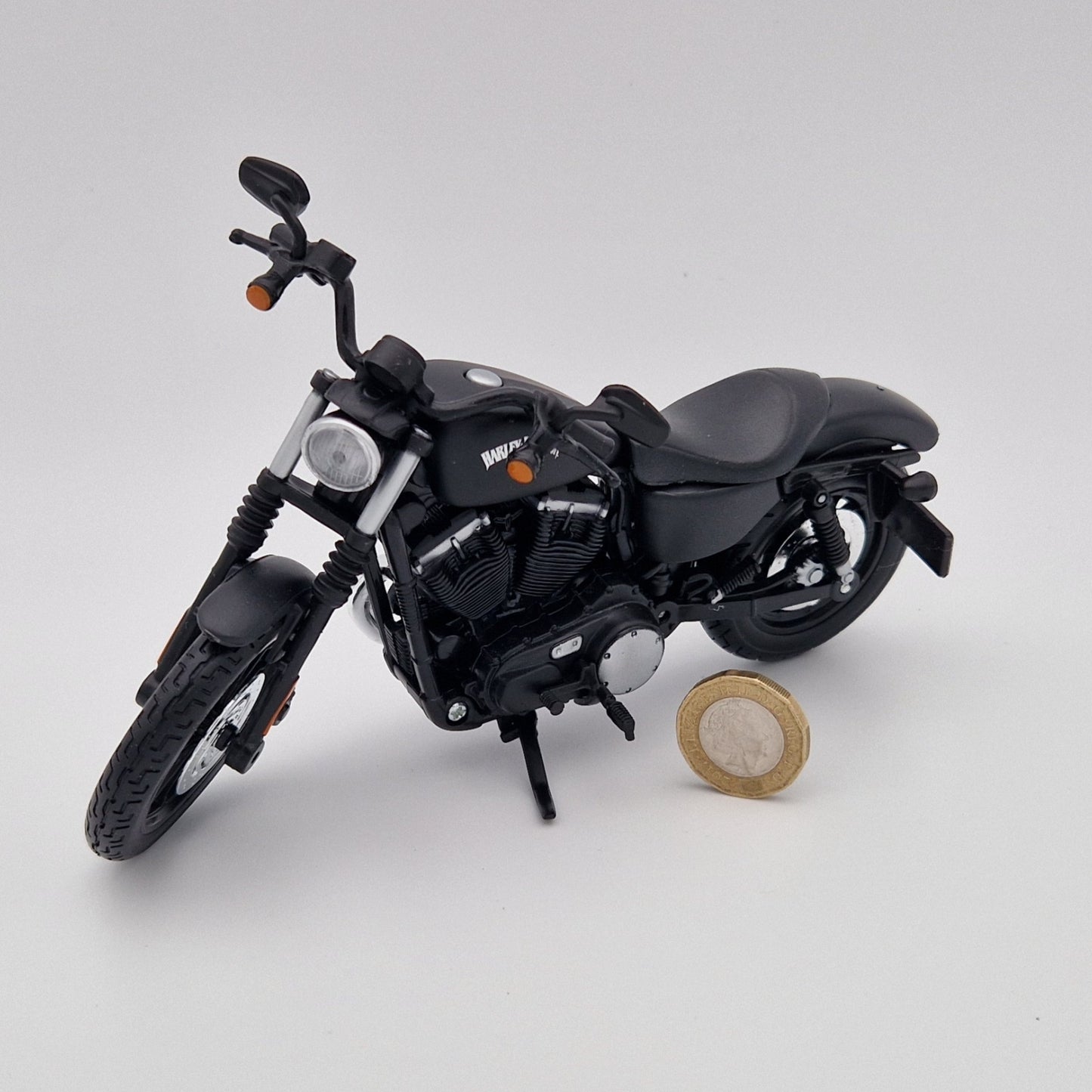 Harley Davidson Sportster Iron 883 (2014) in Black