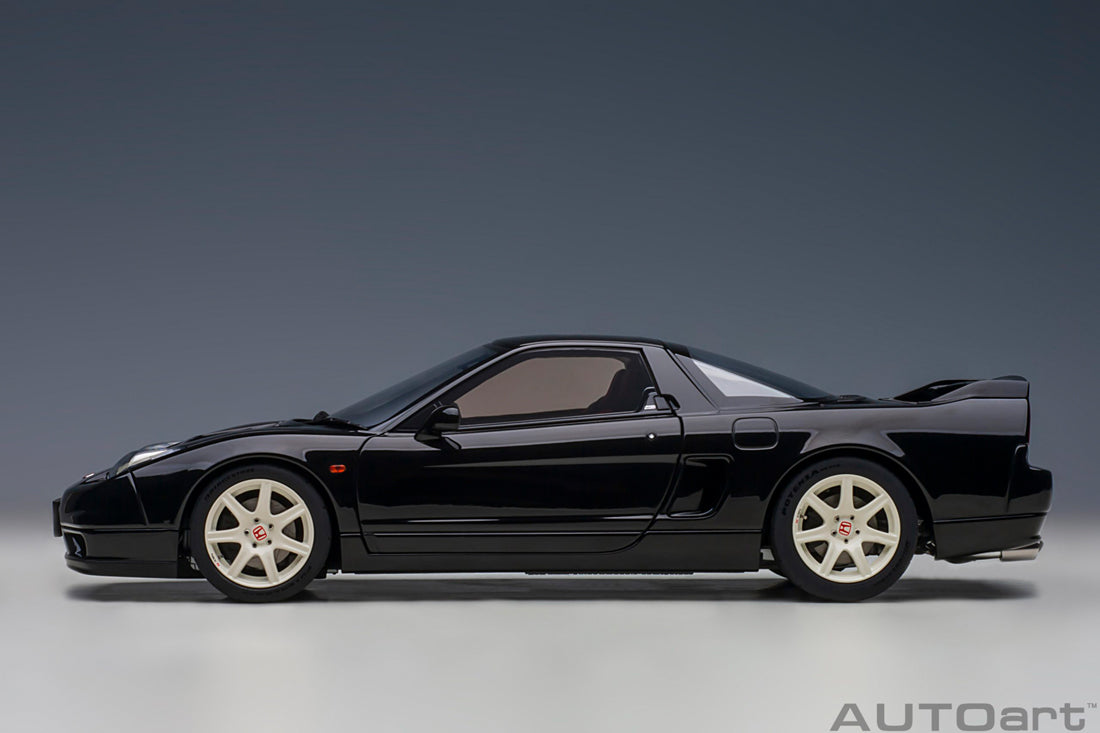 Honda NSX-R NA2 in Berlina Black
