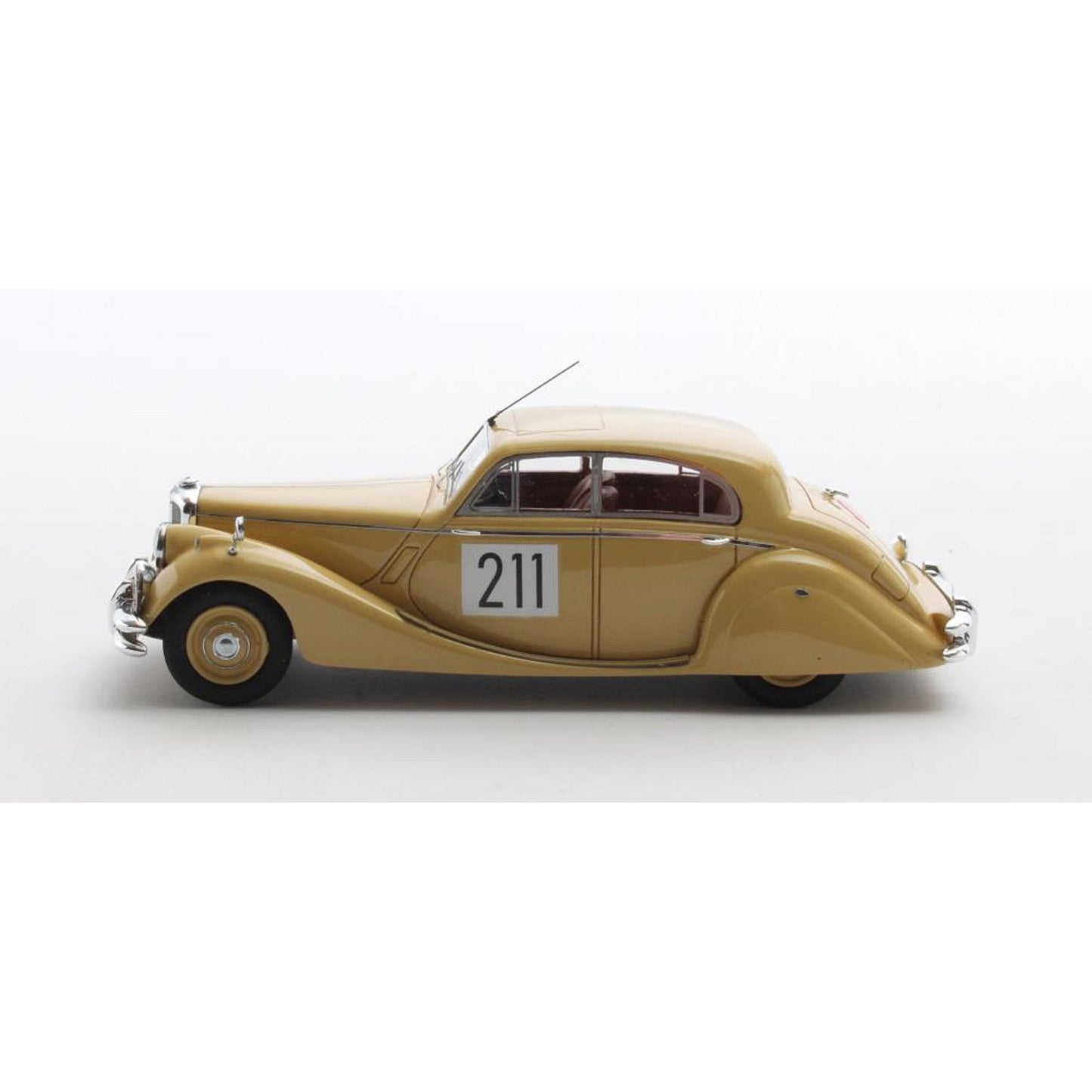 Jaguar Mk V No.211 C.Vard/A.Jolley (3rd Monte Carlo Rally 1951) in Beige