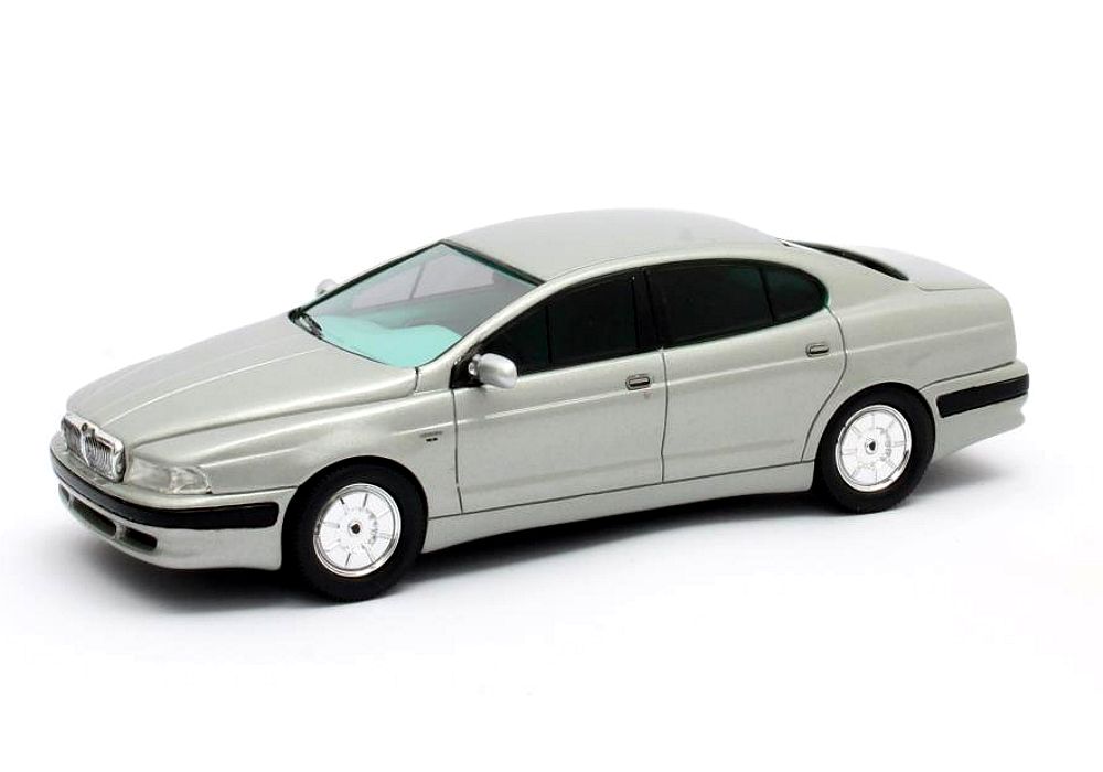 Jaguar V12 Kensington Ital Design (1990) in Silver