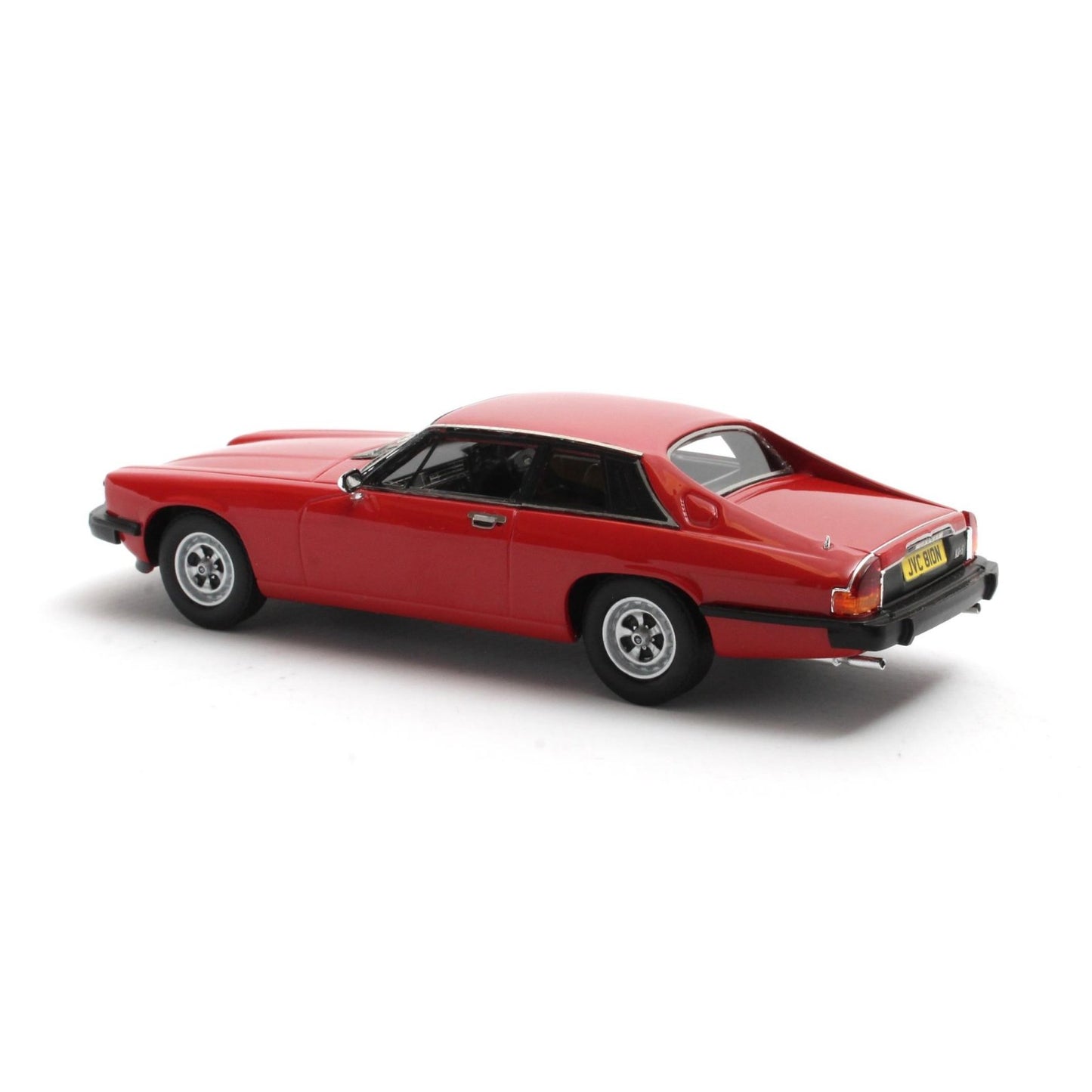 Jaguar XJ-S (1975) in Red