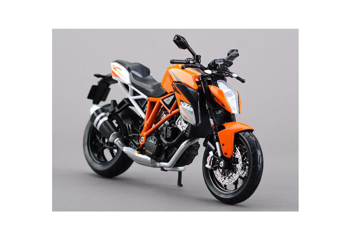 KTM 1290 Superduke R in Orange