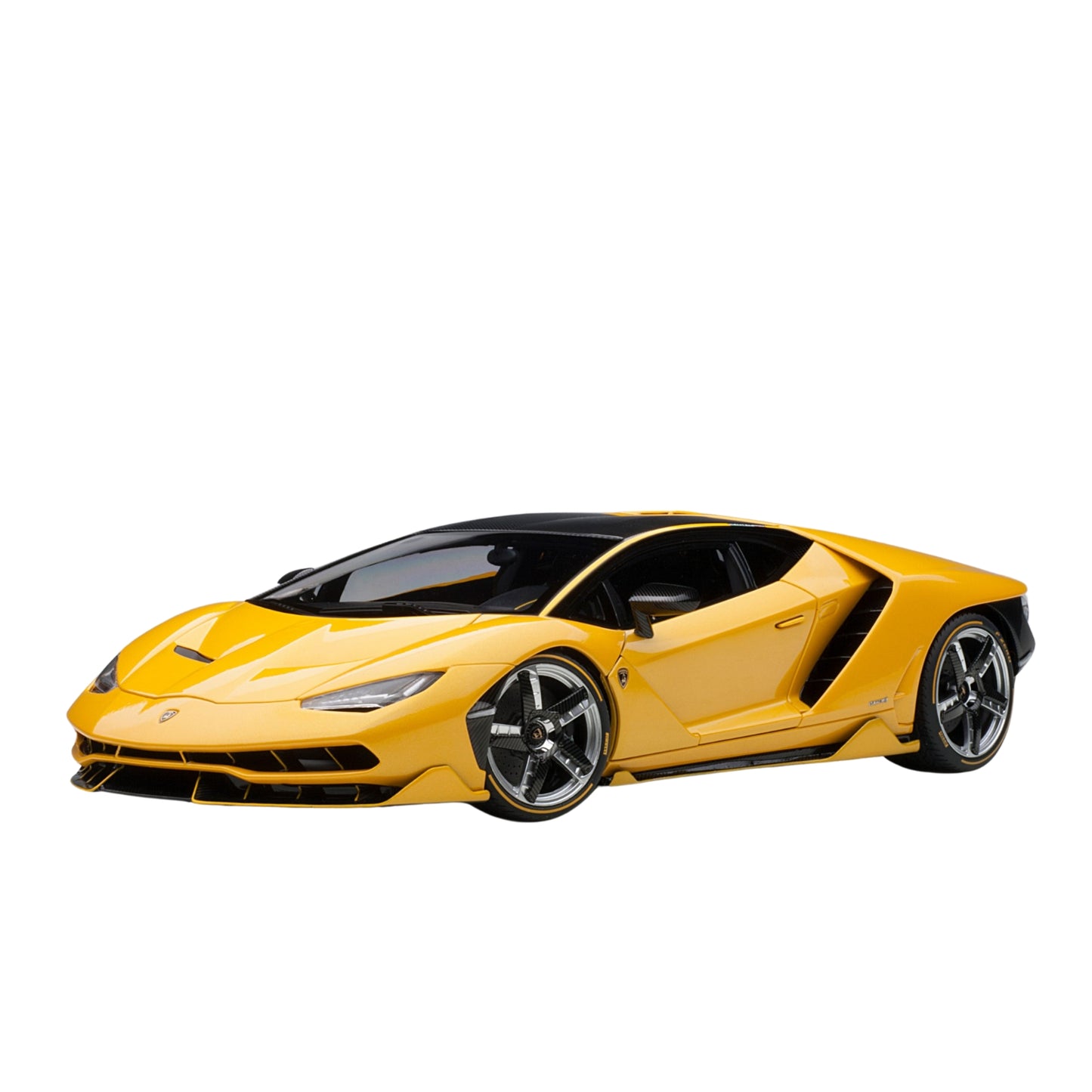 Lamborghini Centenario LP770-4 in Metallic Yellow