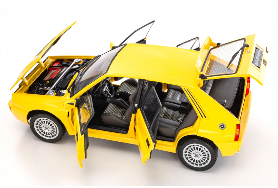 Lancia Delta HF Integrale in Yellow