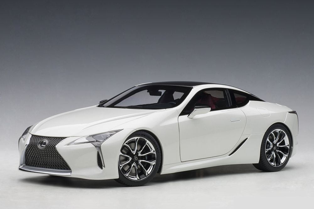 Lexus LC500 in Metallic White