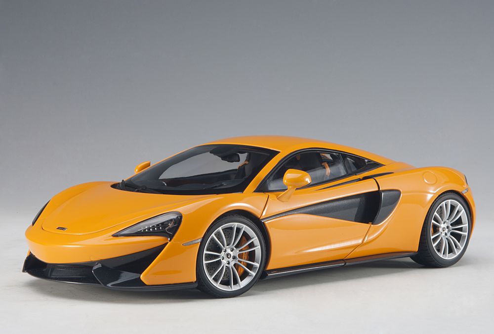 McLaren 570S (2016) in McLaren Orange