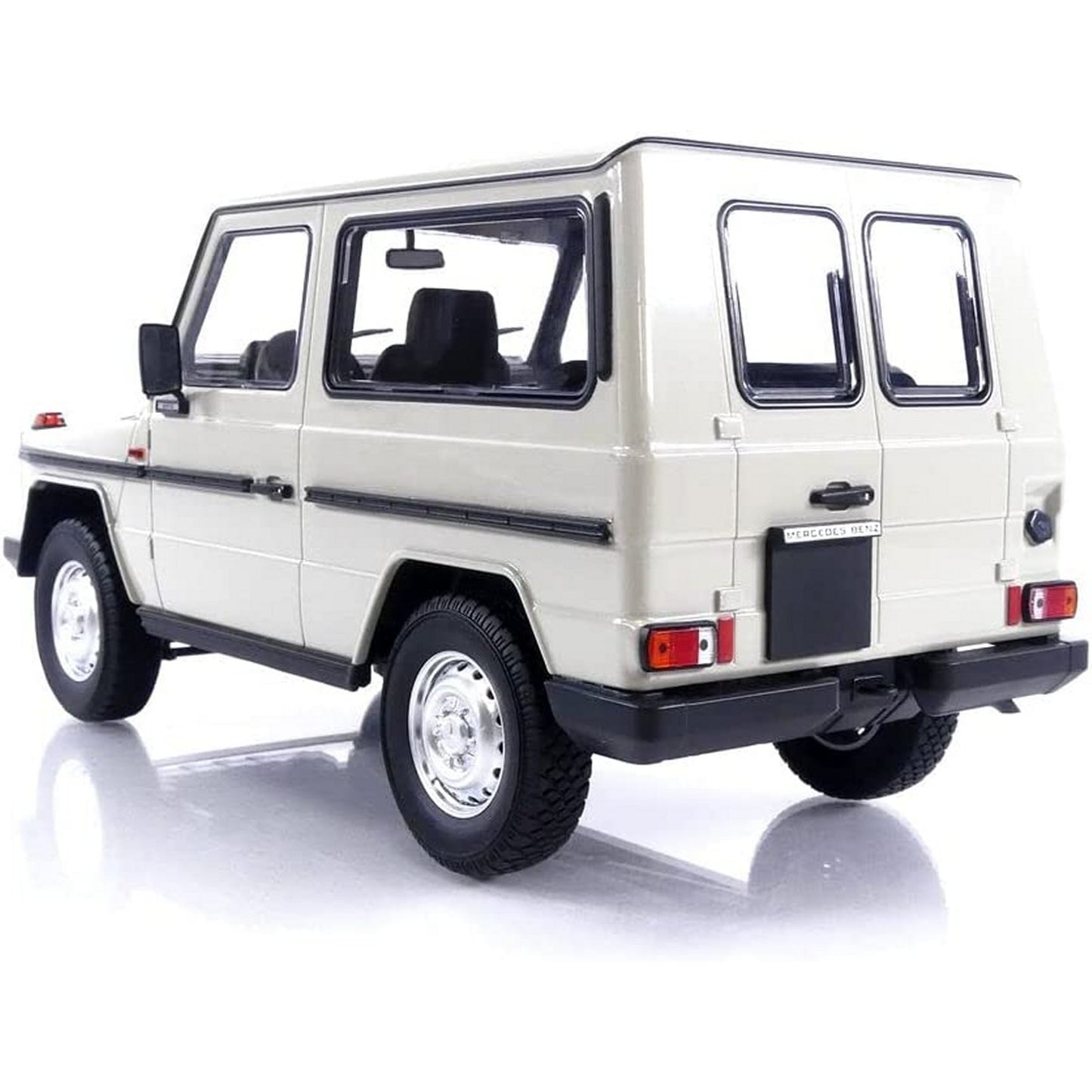 Mercedes Benz G-Model Short (1980) in Grey