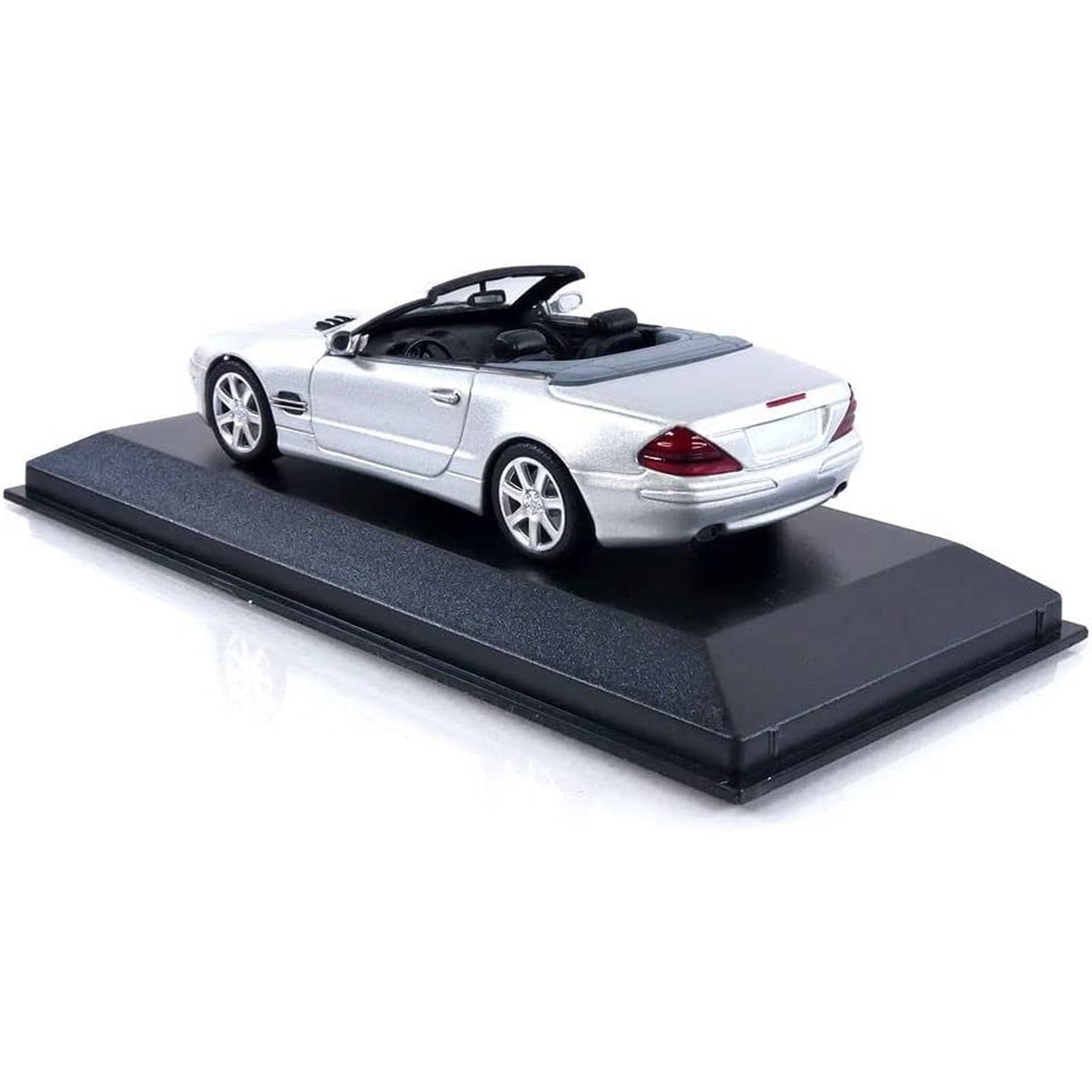 Mercedes Benz SL Class (R230 2001) in Silver