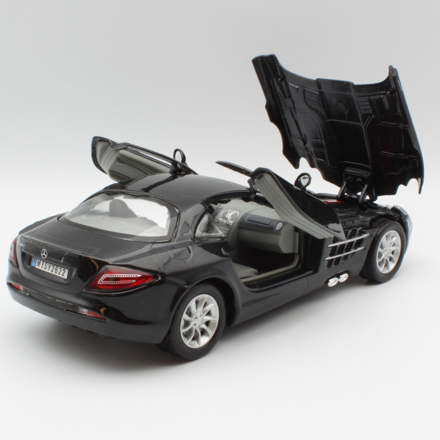 Mercedes Benz SLR McLaren in Black