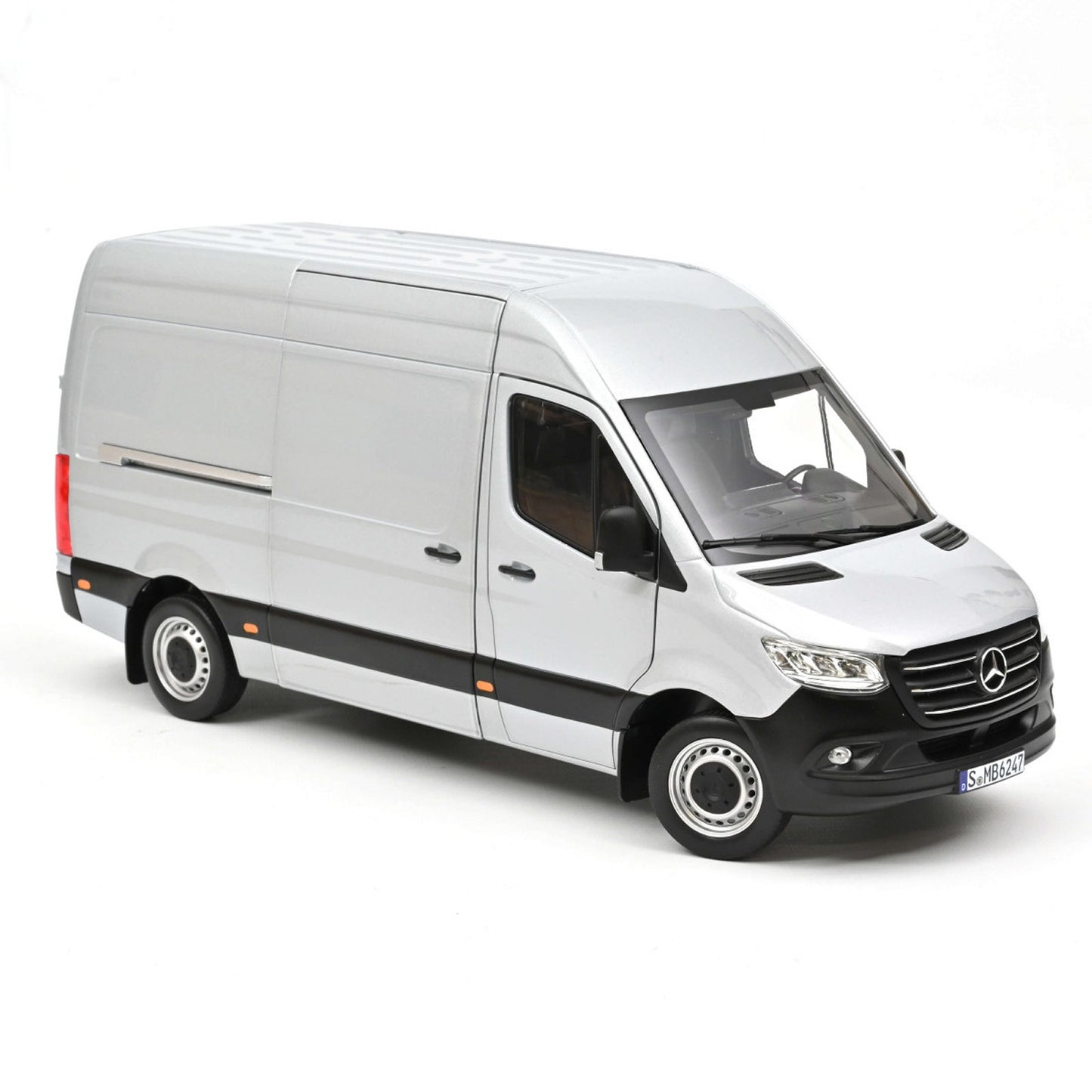 Mercedes Benz Sprinter (2018) in Silver