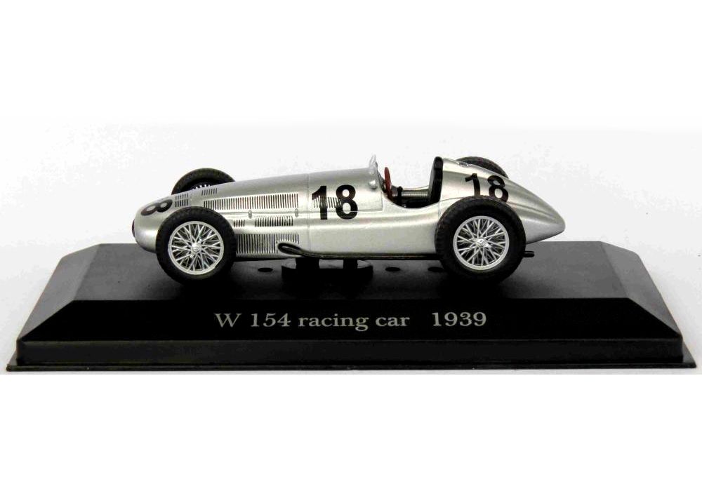 Mercedes Benz W154 (1939) in Silver