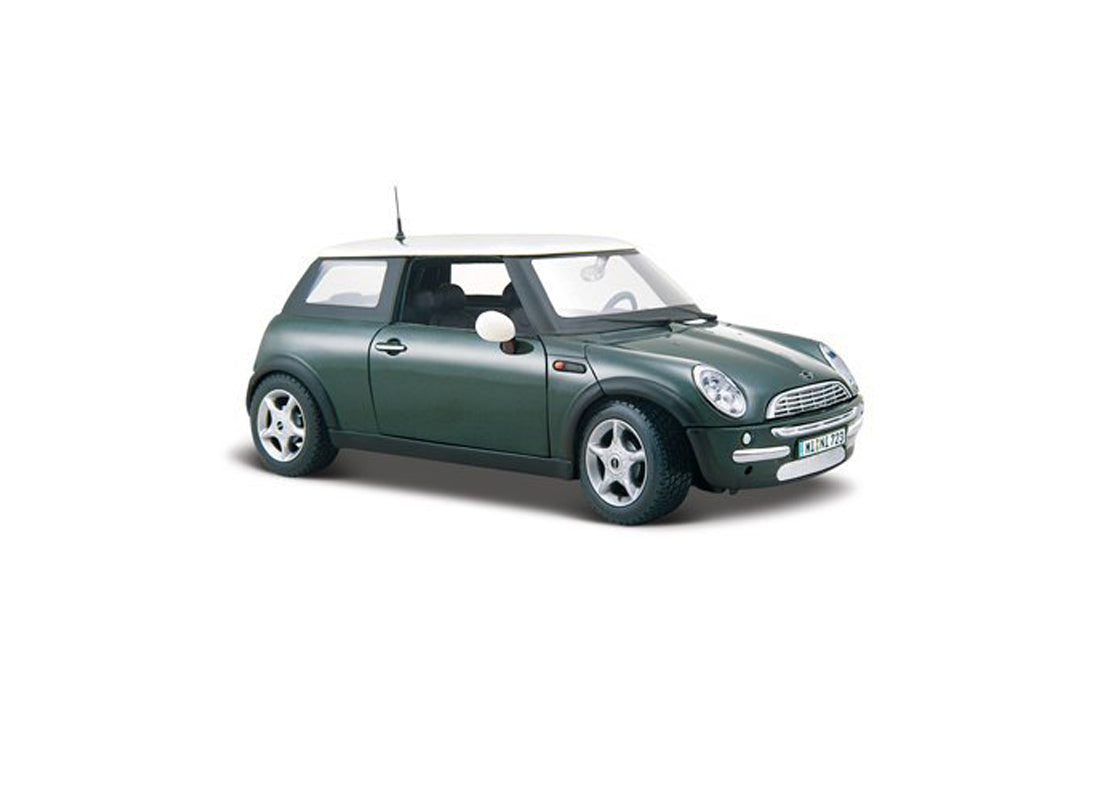 Mini Cooper in Dark Green