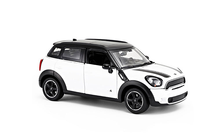Mini Cooper S Countryman in White