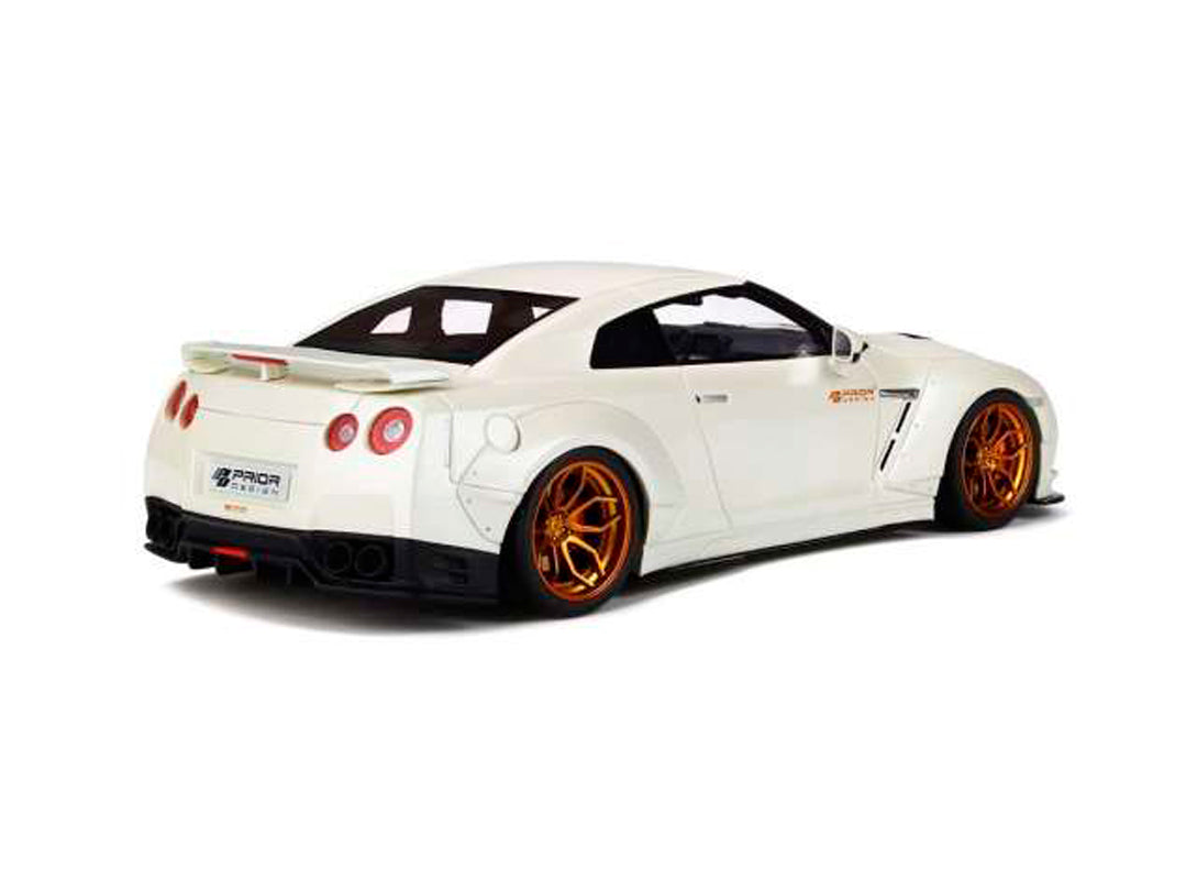 Nissan Prior Design PD750WB R35 GT-R (Resin Series 2016) in White Pearl