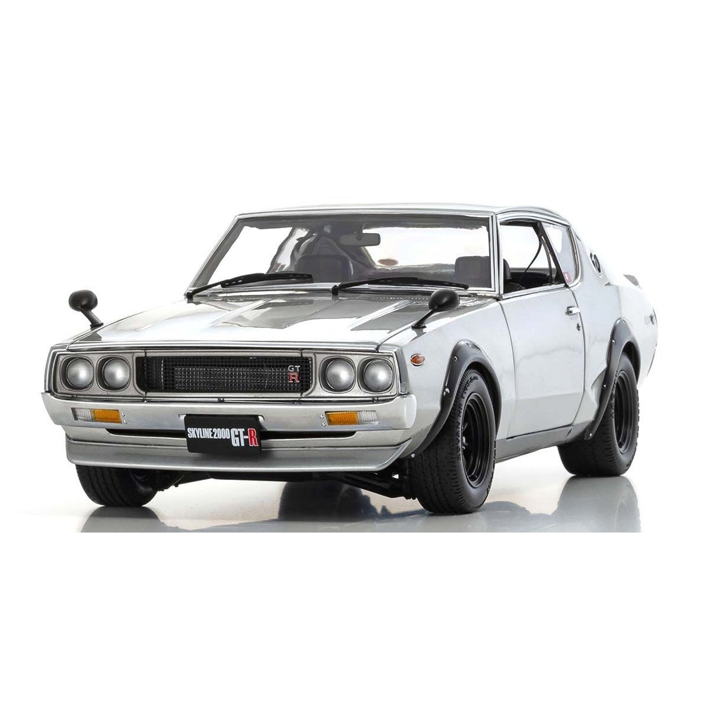 Nissan Skyline 2000 GT-R in Silver