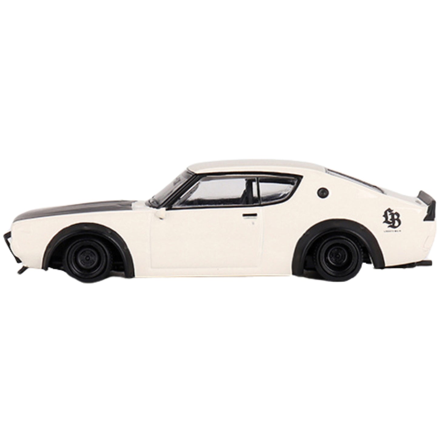 Nissan Skyline Kenmeri Liberty Walk (1973) in White
