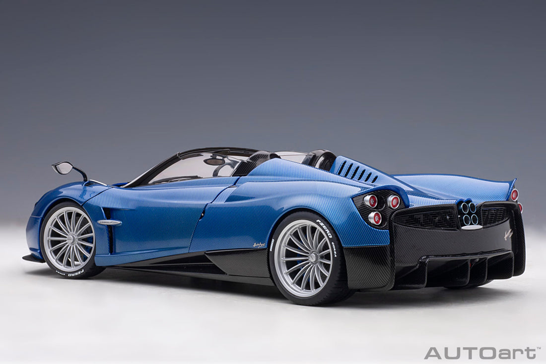 Pagani Huayra Roadster in Blue