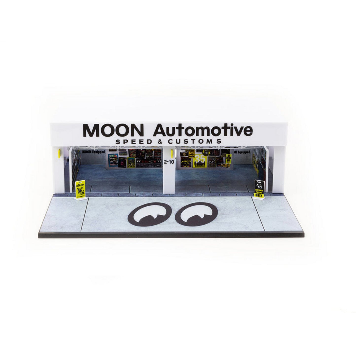 Pit Garage (Mooneyes Speed and Customs) in White