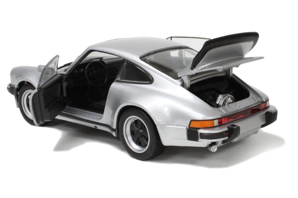 Porsche 911 Turbo 3.0 (1974) in Silver