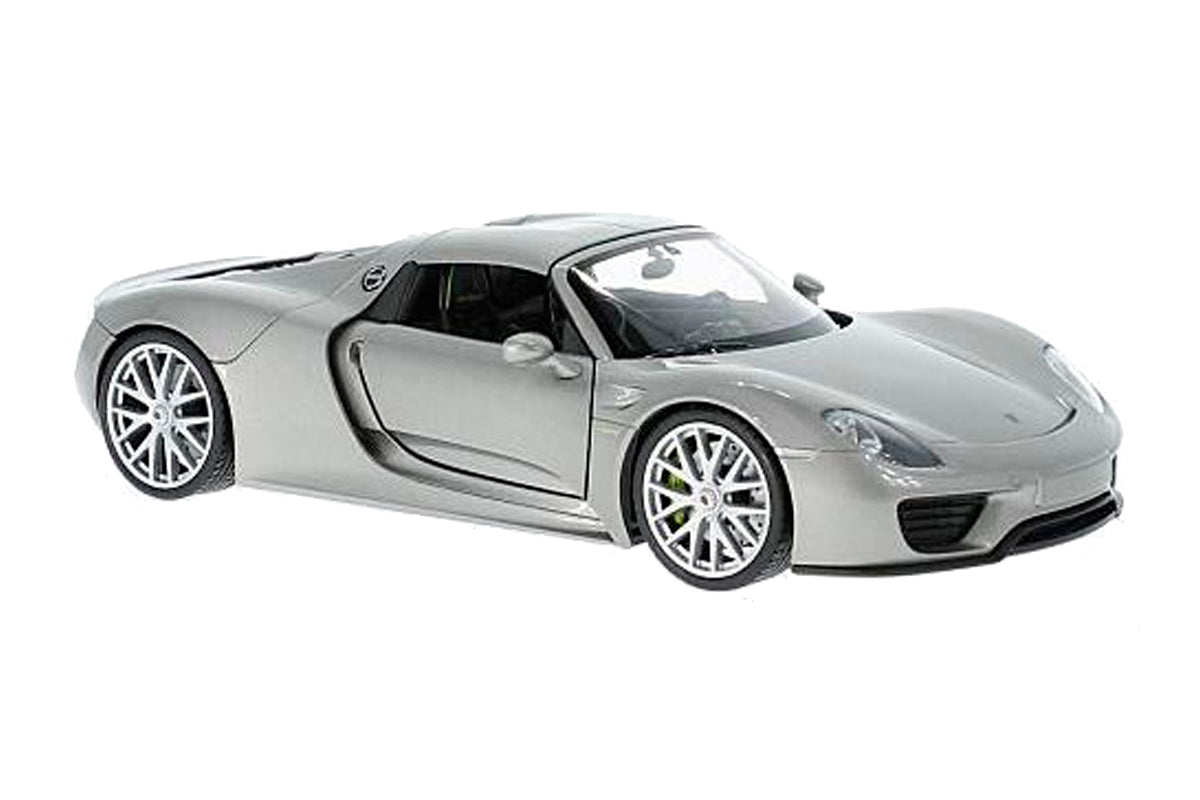 Porsche 918 Spyder in Silver