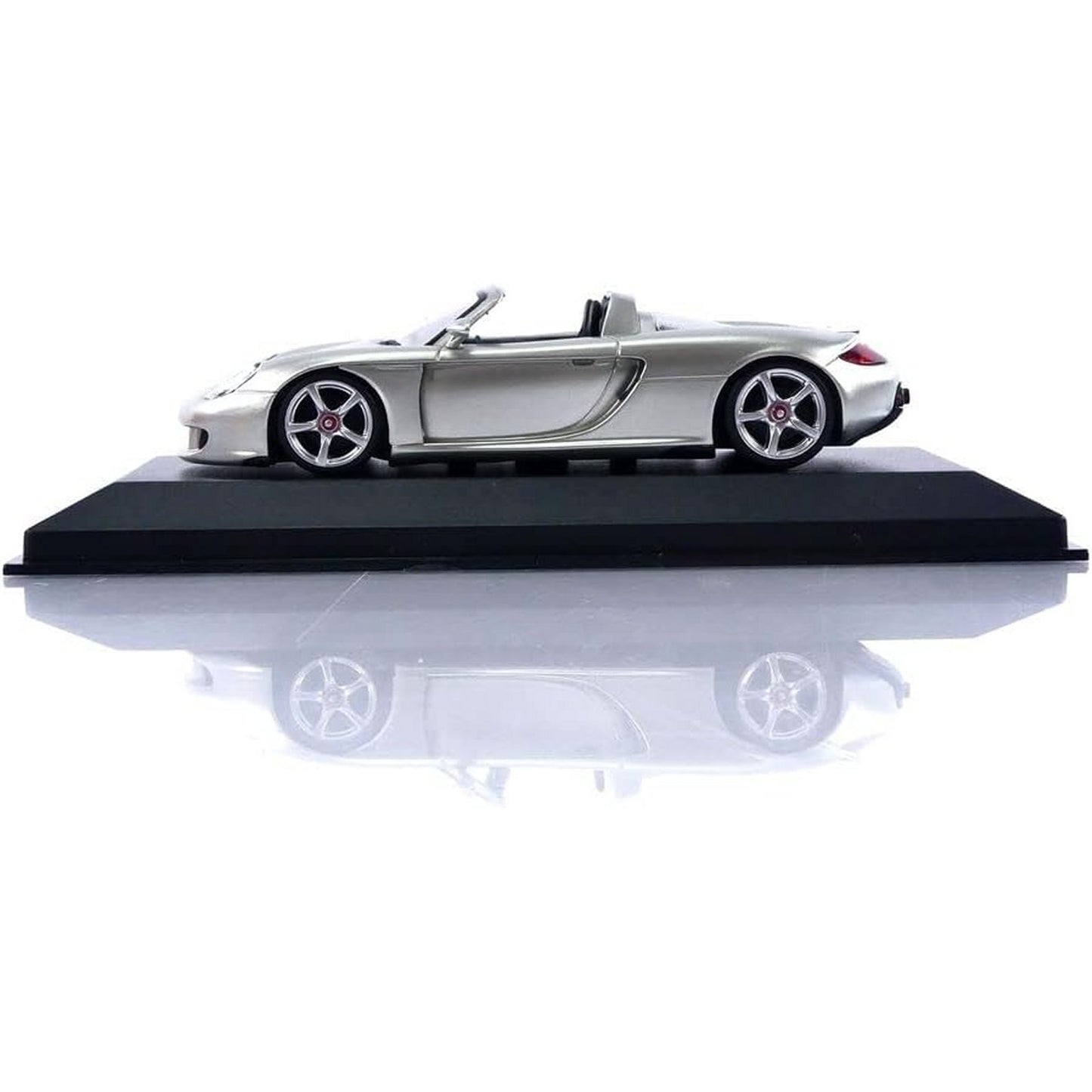 Porsche Carrera GT (2003) in Silver