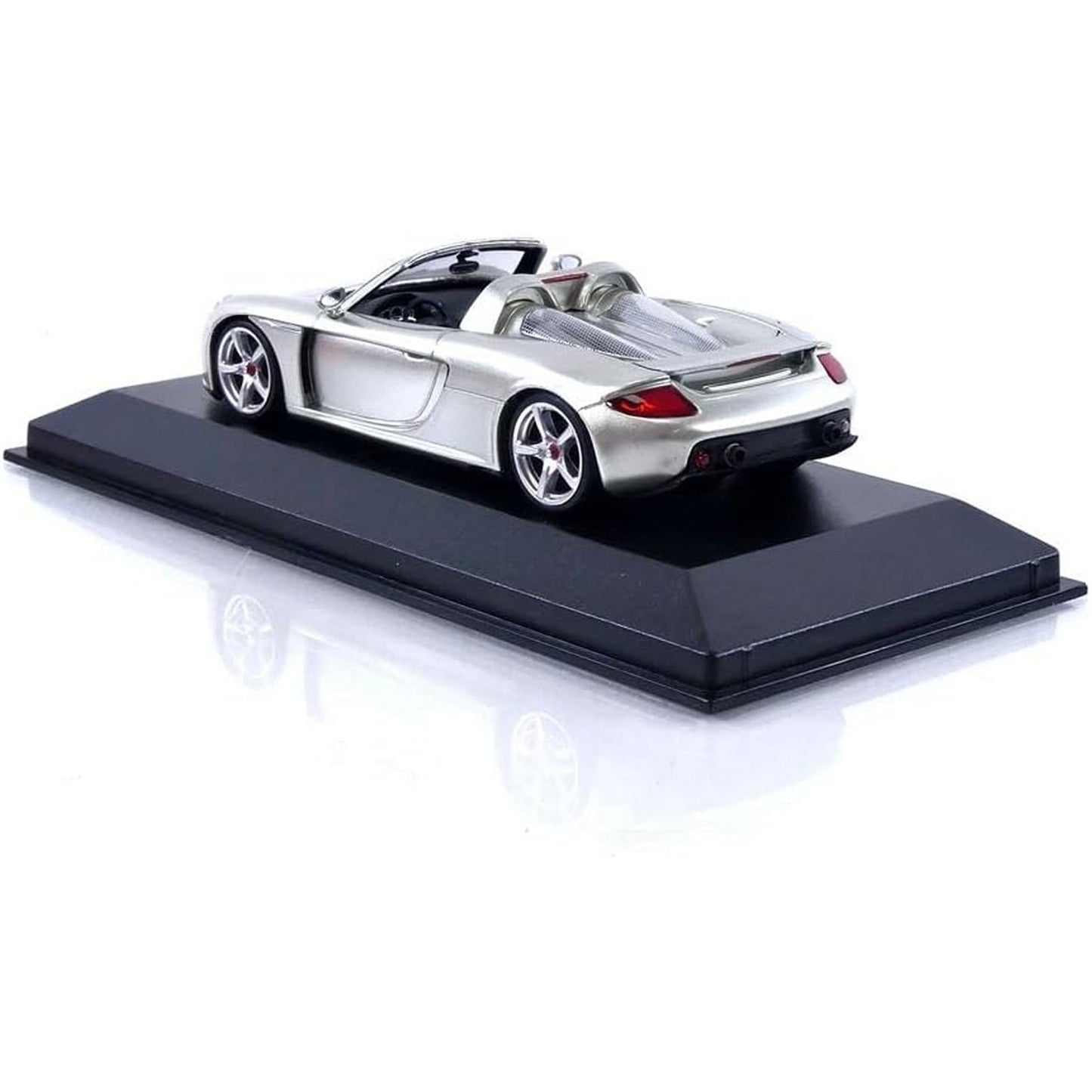 Porsche Carrera GT (2003) in Silver