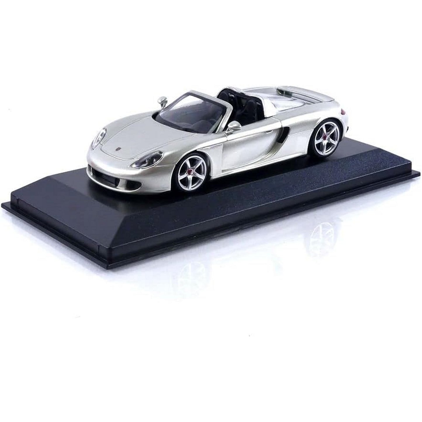 Porsche Carrera GT (2003) in Silver