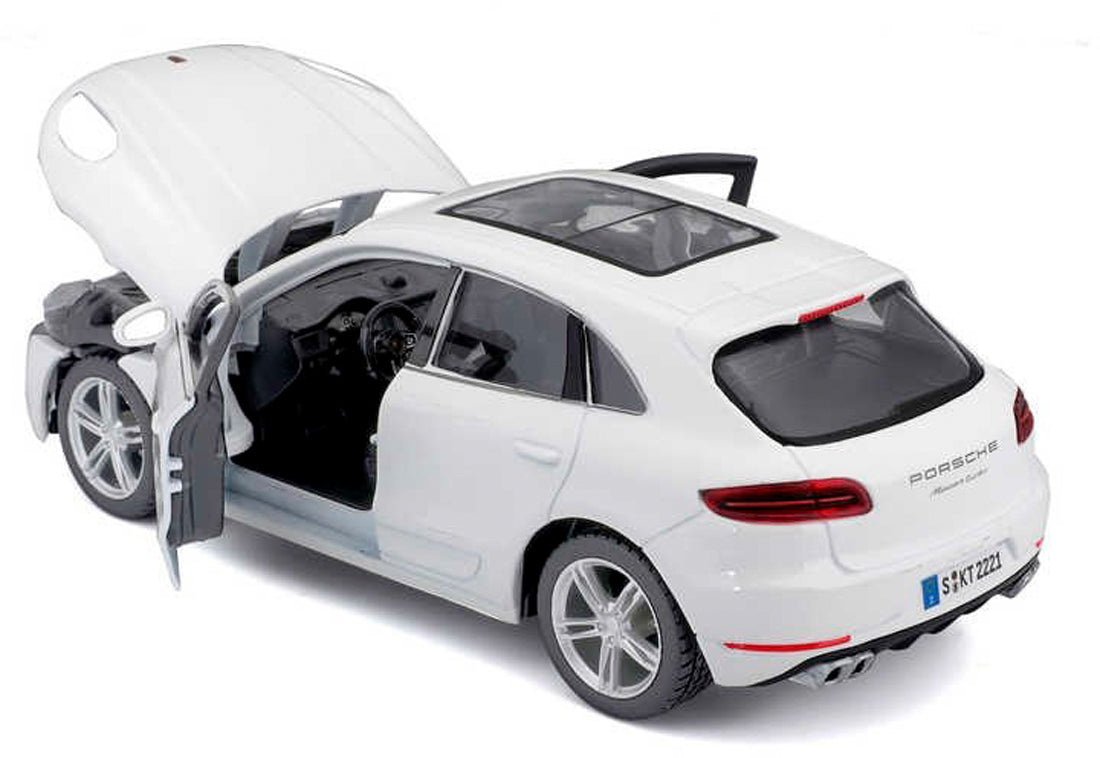 Porsche Macan in White
