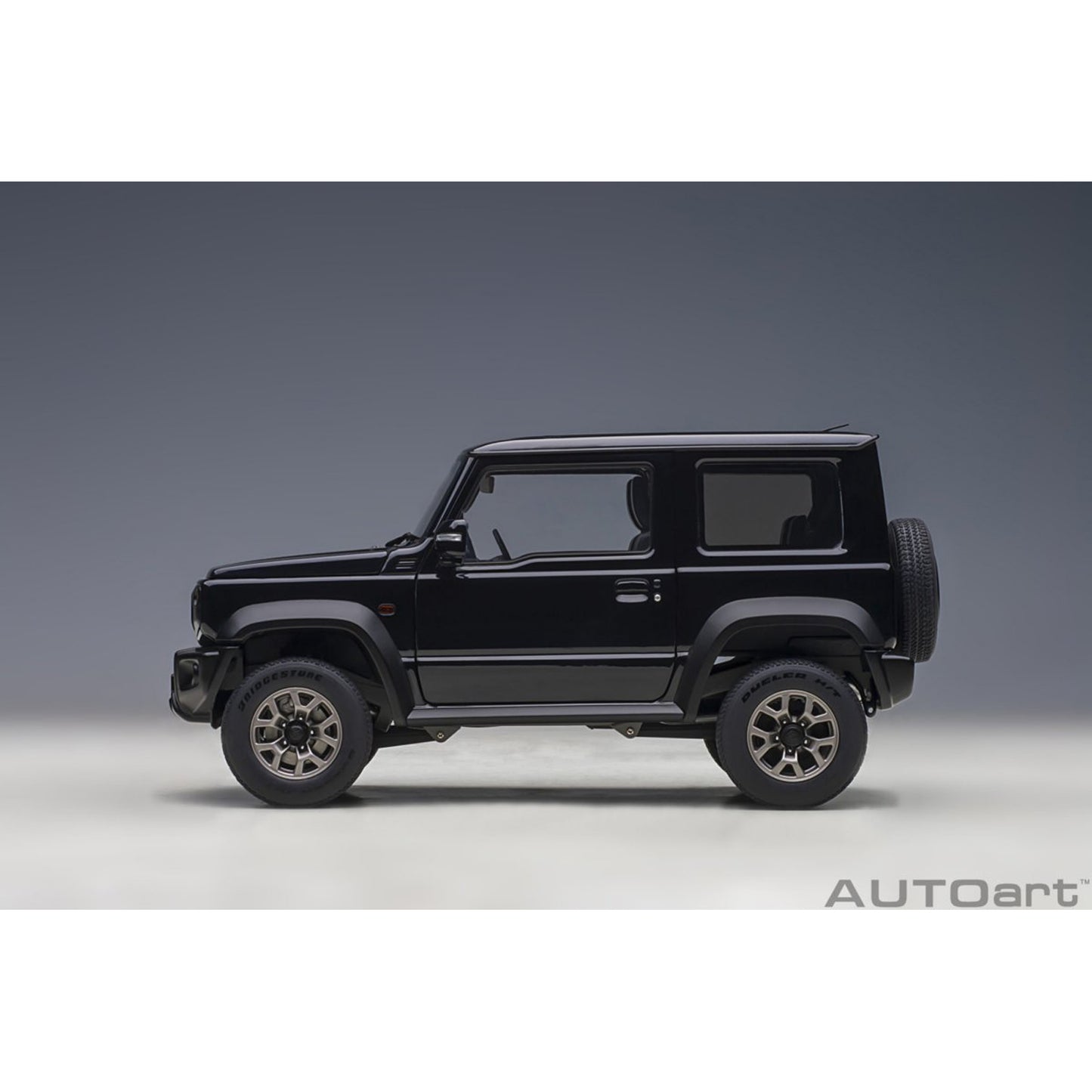 Suzuki Jimny Sierra (JB74) in Black