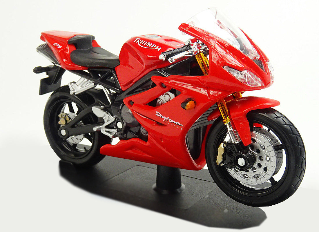 Triumph Daytona 675 in Red