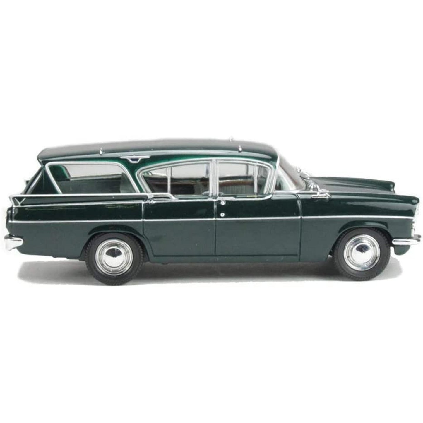Vauxhall Cresta Estate (Queen Elizabeth) in Green