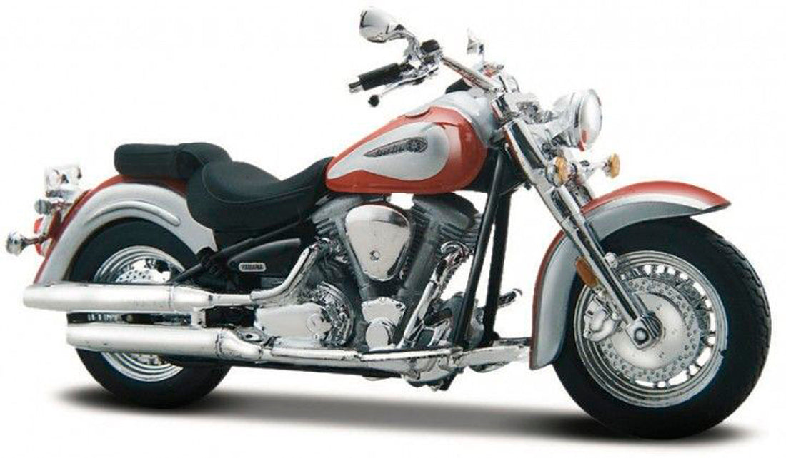 Yamaha Road Star Silverado (2001) in Red