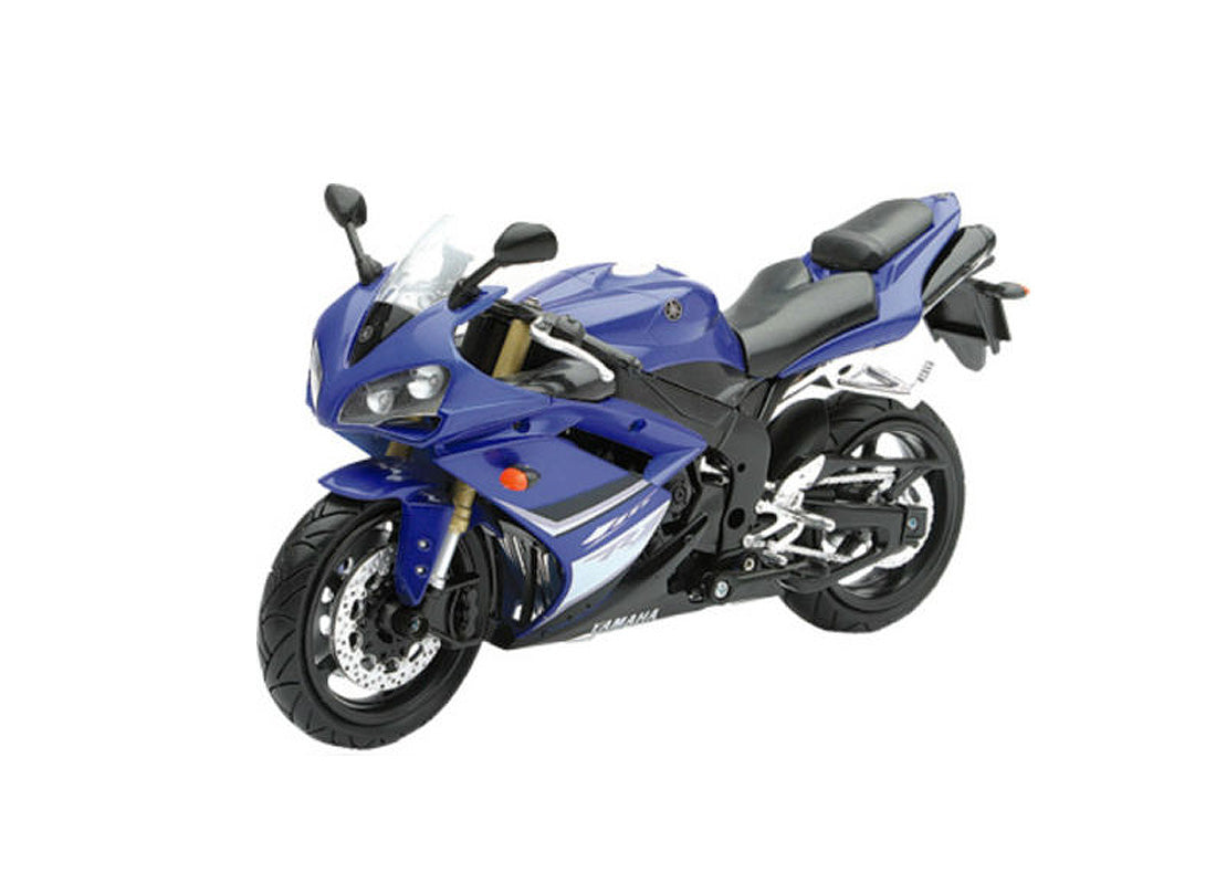 Yamaha YZF R1 in Blue and Silver