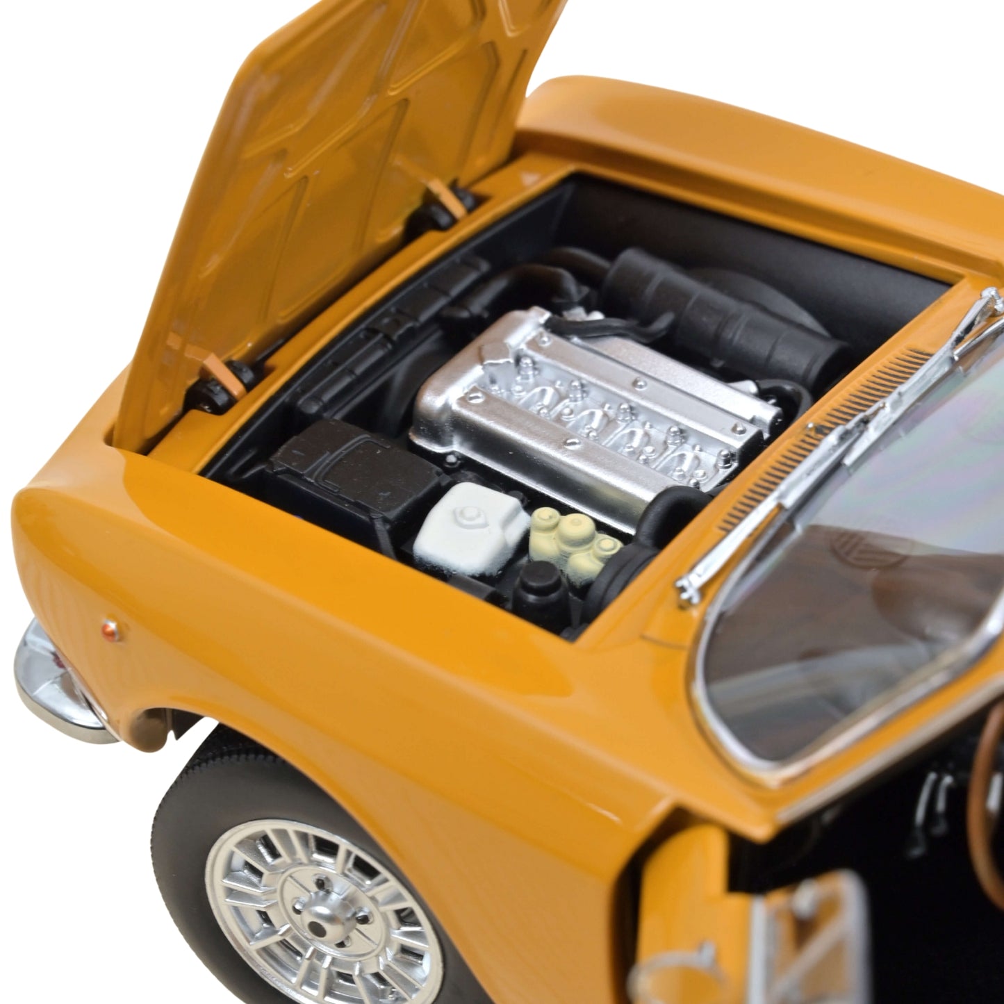 Alfa Romeo 1750 GTV (1970) in Yellow