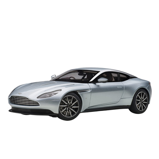 Aston Martin DB11 in Skyfall Silver