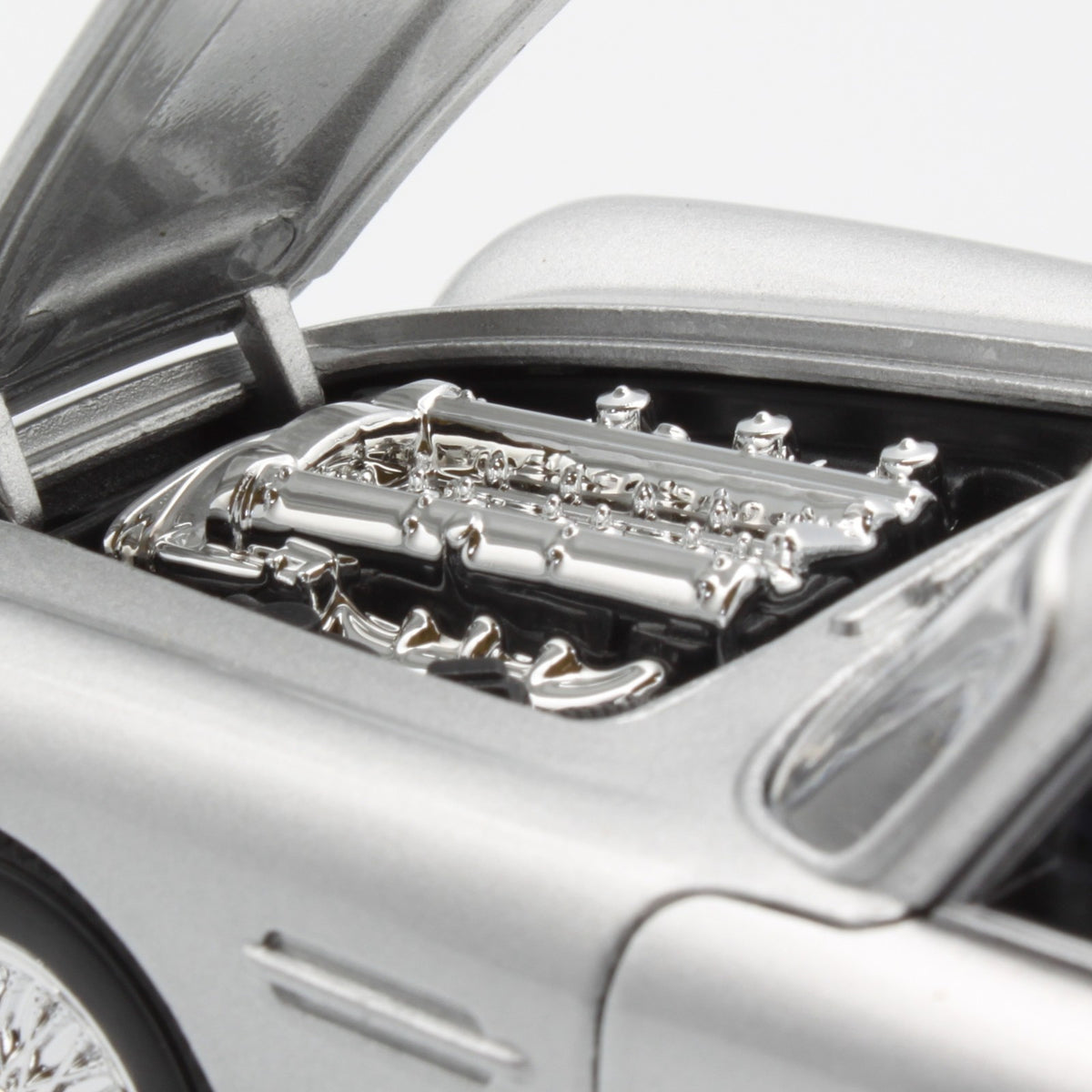 Aston Martin DB5 (1964) in Silver