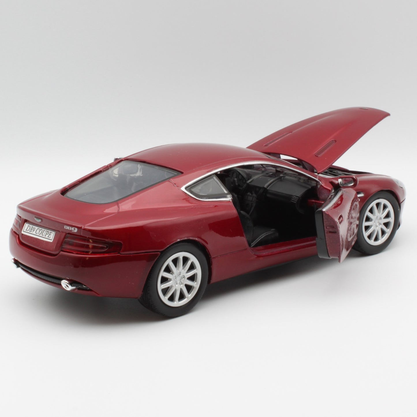 Aston Martin DB9 in Magna red