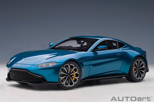 Aston Martin Vantage (2019) in Zaffre Blue