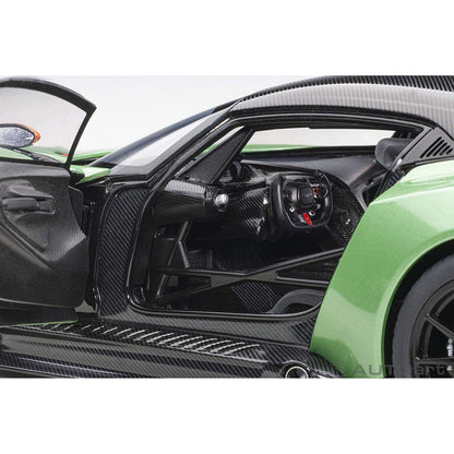 Aston Martin Vulcan (2015) in Apple Tree Green